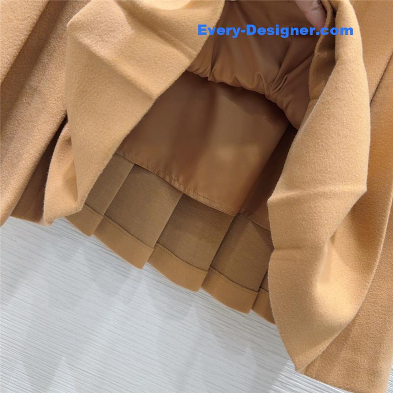 M1um1u new skirt