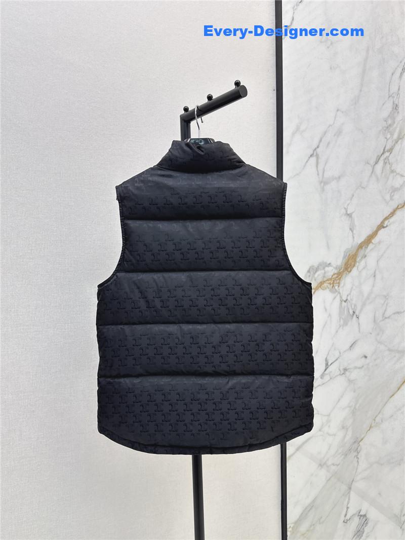 Ce1i*e stand collar down vest