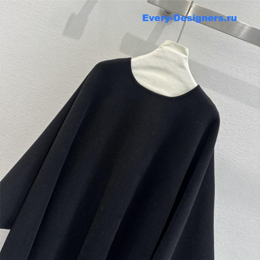 D10r cashmere buttoned cape