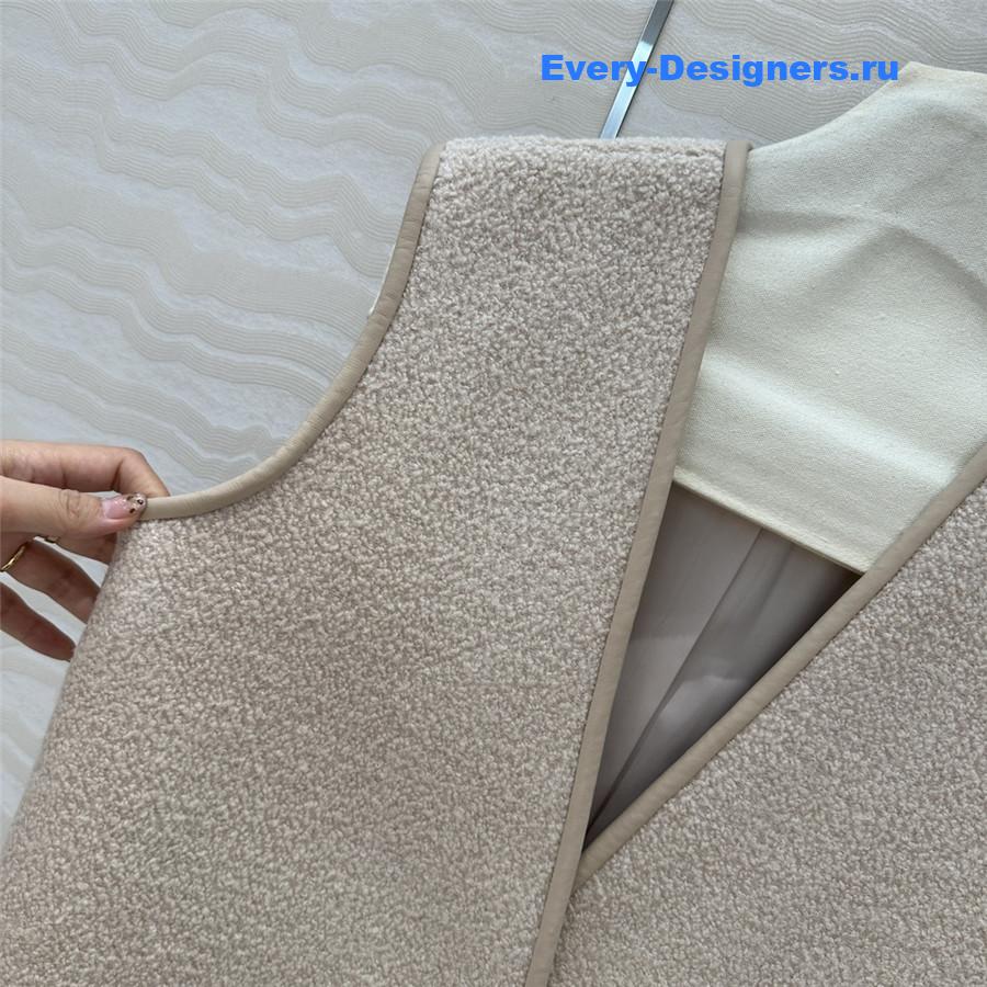 Pra*a wool vest