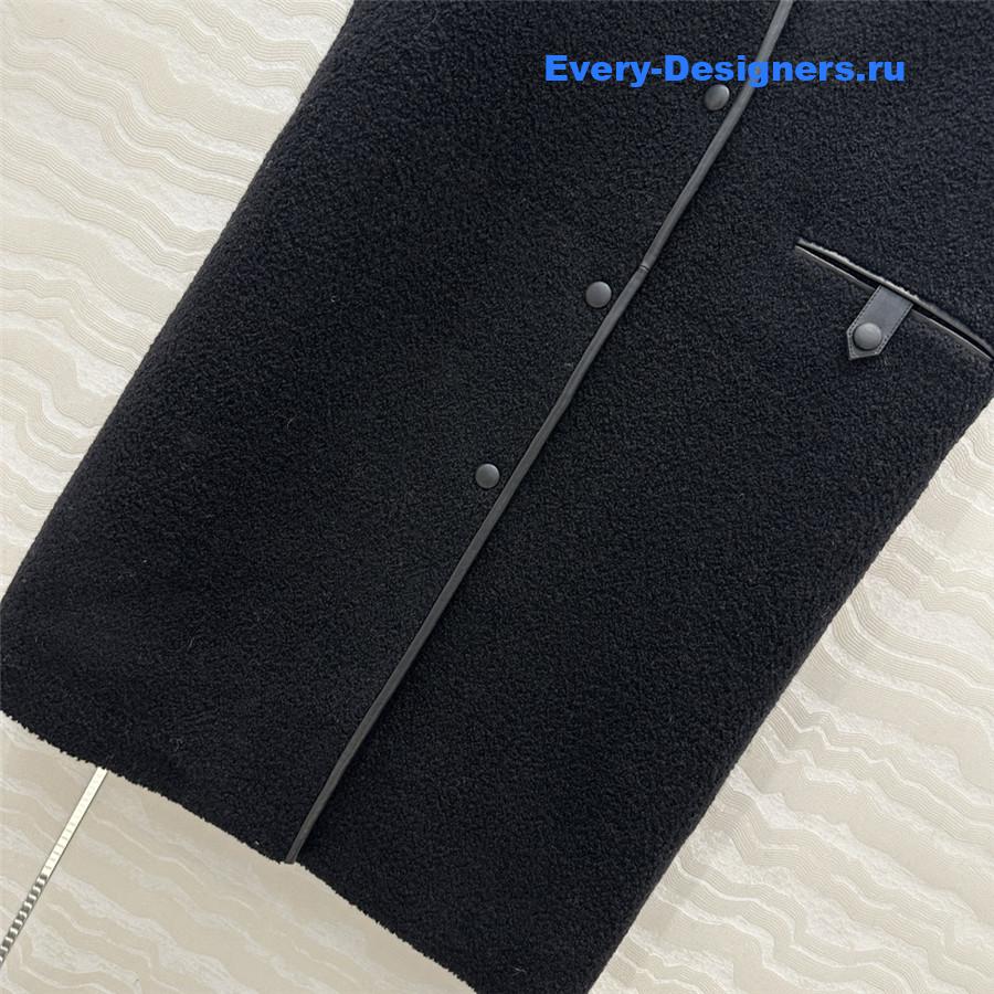 Pra*a wool vest