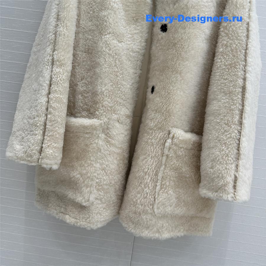 Vanitoo shearling coat