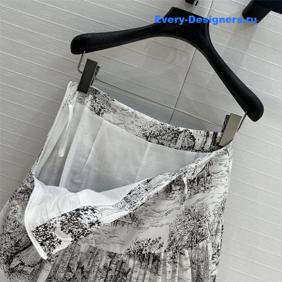D10r positioning print long skirt