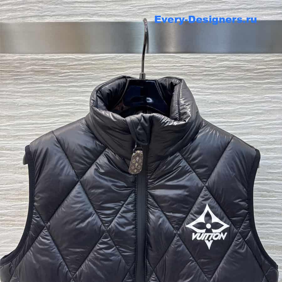 l0vis Vvtt0n lv quilted vest zipper jacket