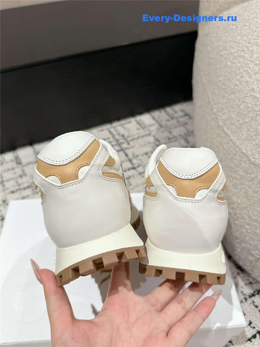 c’est D10r sneaker white