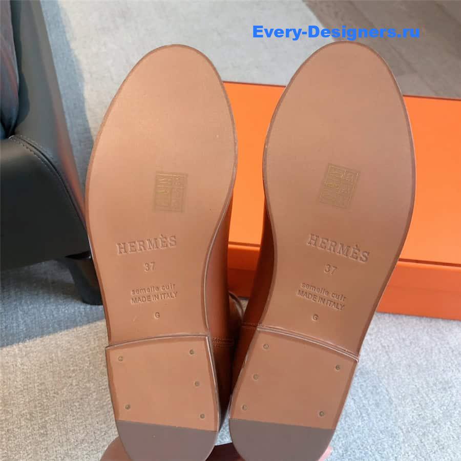 H**me5 perforated jumping boots