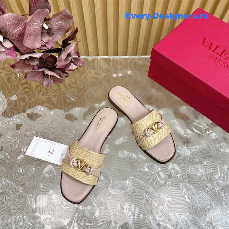 Va1e*ntin0 vlogo pink woven raffia slides