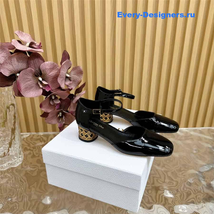 jolie D10r black patent calfskin pumps