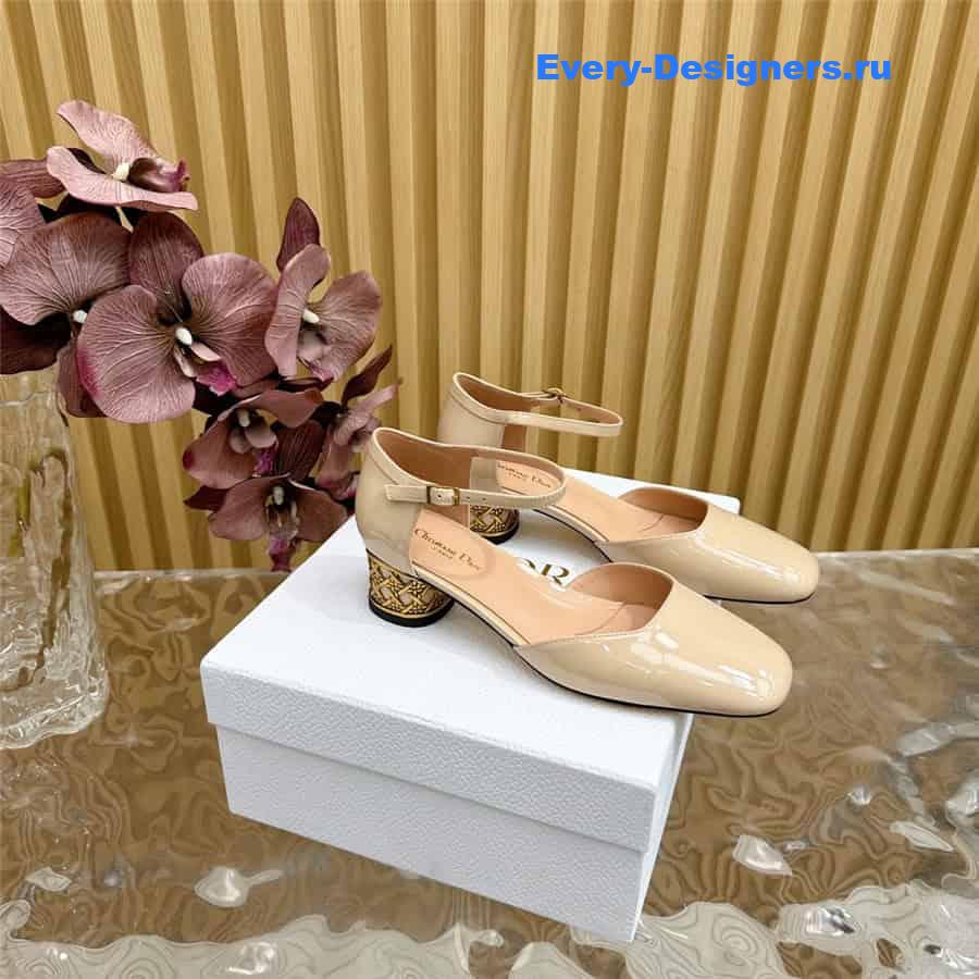 jolie D10r nude patent calfskin pumps