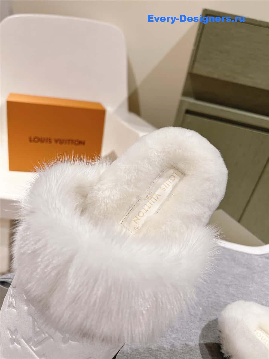 l0vis Vvtt0n lv flat mink slippers