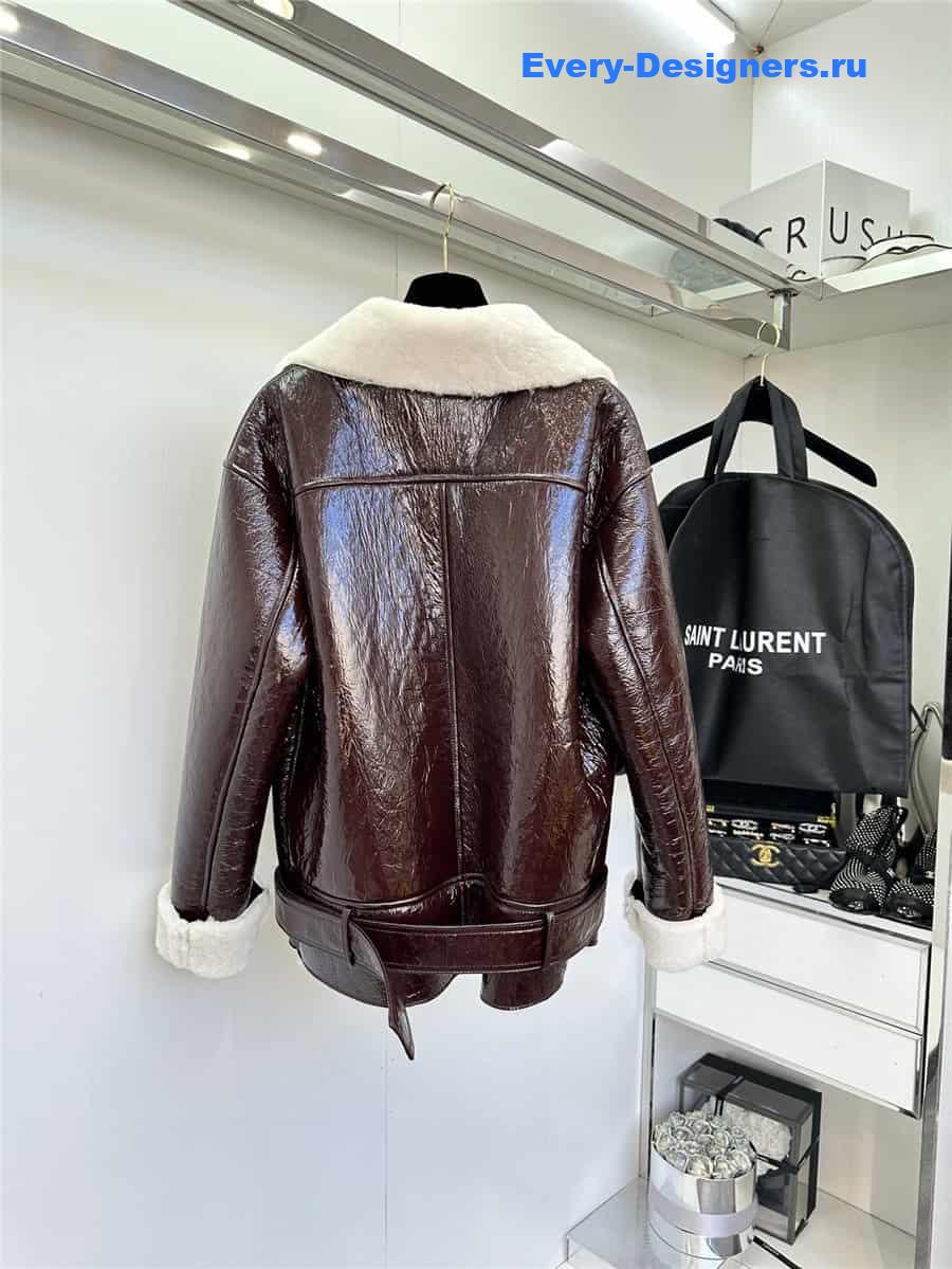 Y51 fur coat