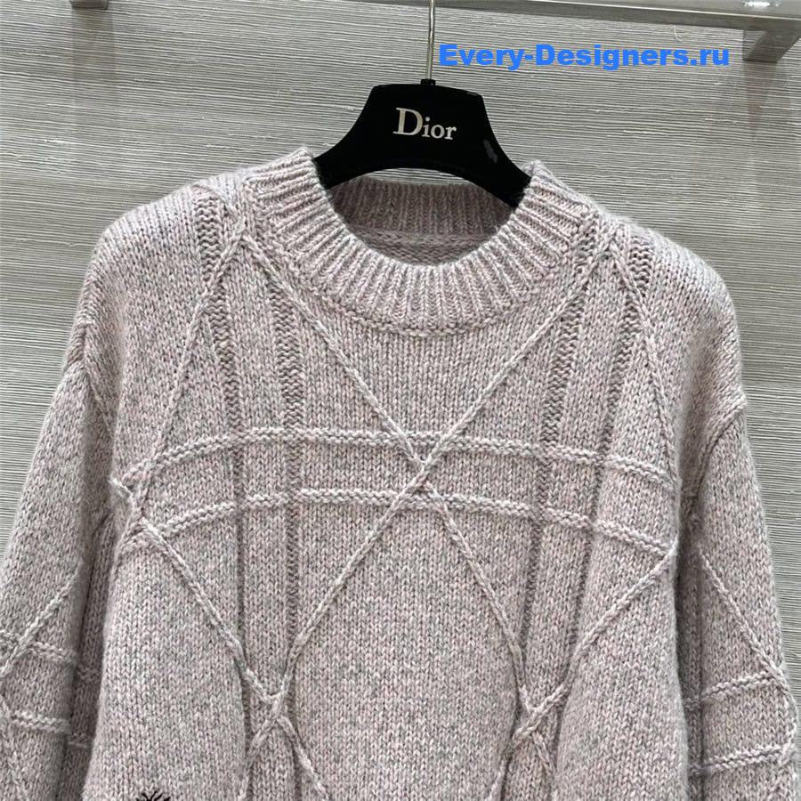 D10r check knit sweater beige