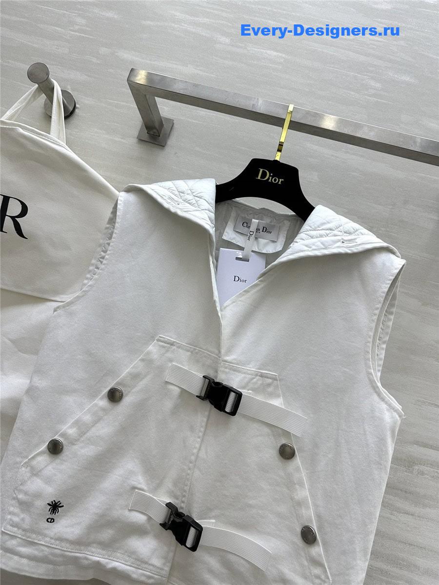D10r two piece design vest