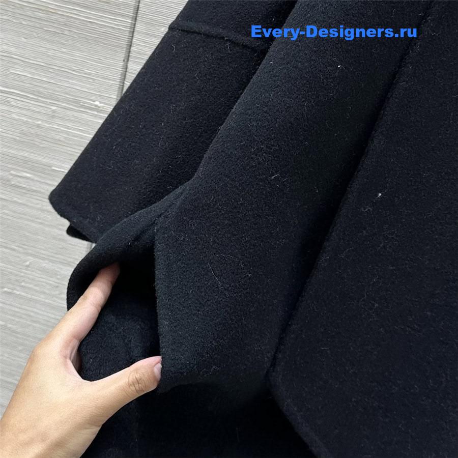 The R0w cape coat