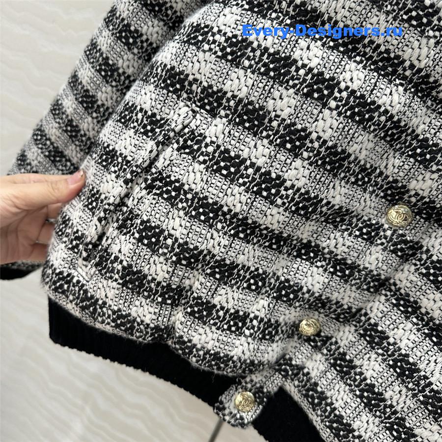CC woven tweed check quilted jacket