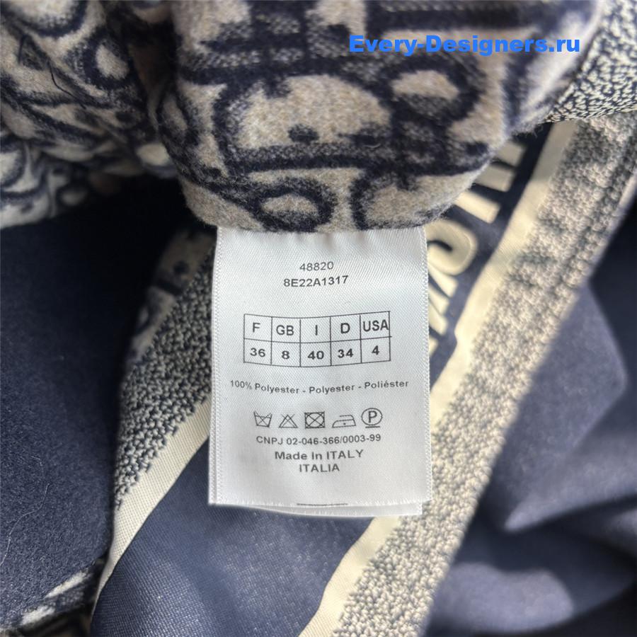 D10r navy blue hooded woolen coat