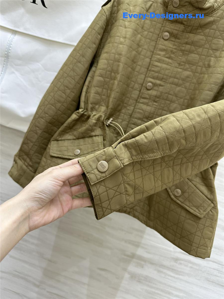 D10r drawstring waist stand collar coat