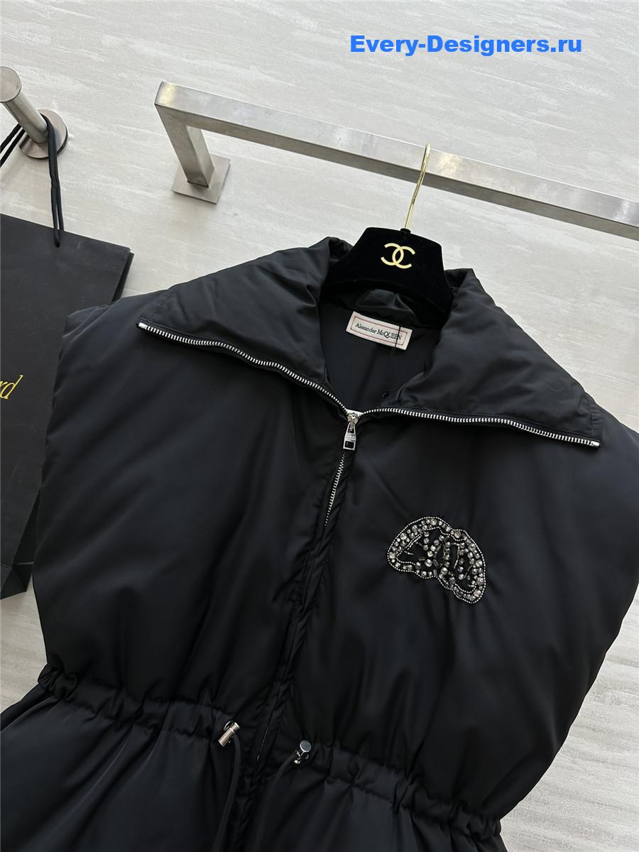 a1exa*der Mcqv*en rhinestone down vest