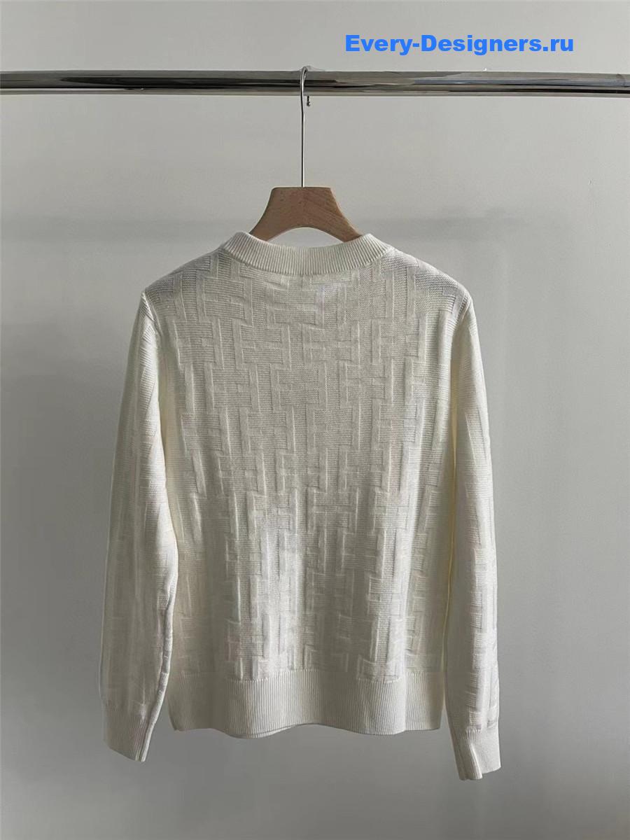H**me5 h motif wool sweater