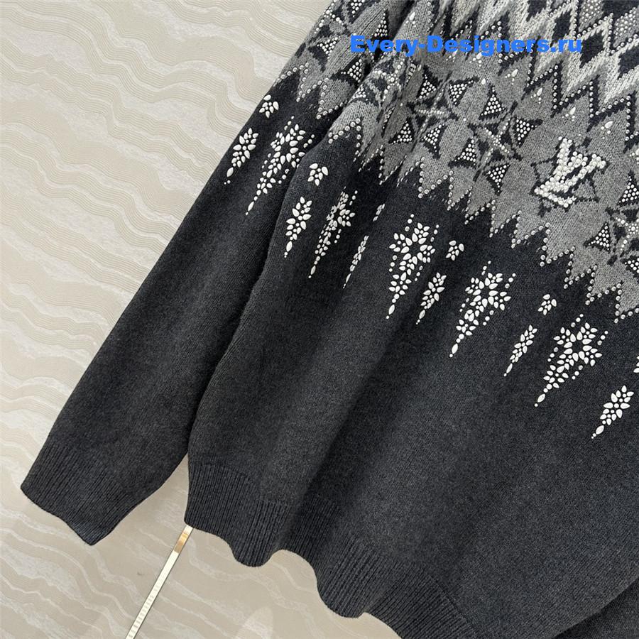 l0vis Vvtt0n embellished blend sweater