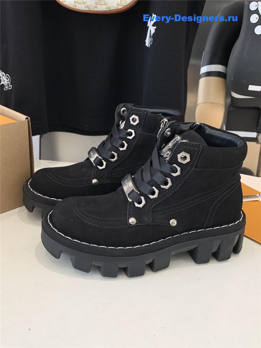 l0vis Vvtt0n lv platform ankle boots