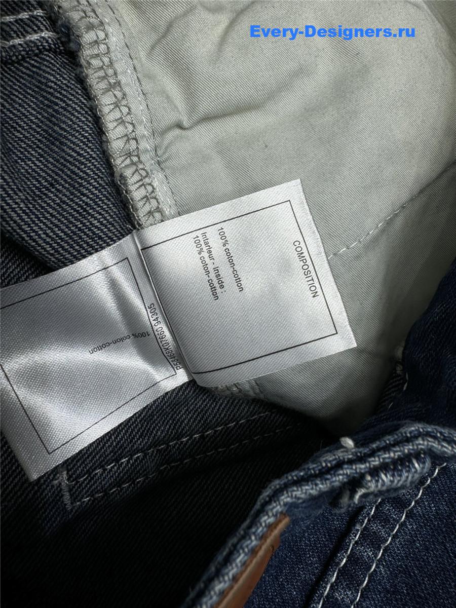 Ch**el back pocket double c logo jeans