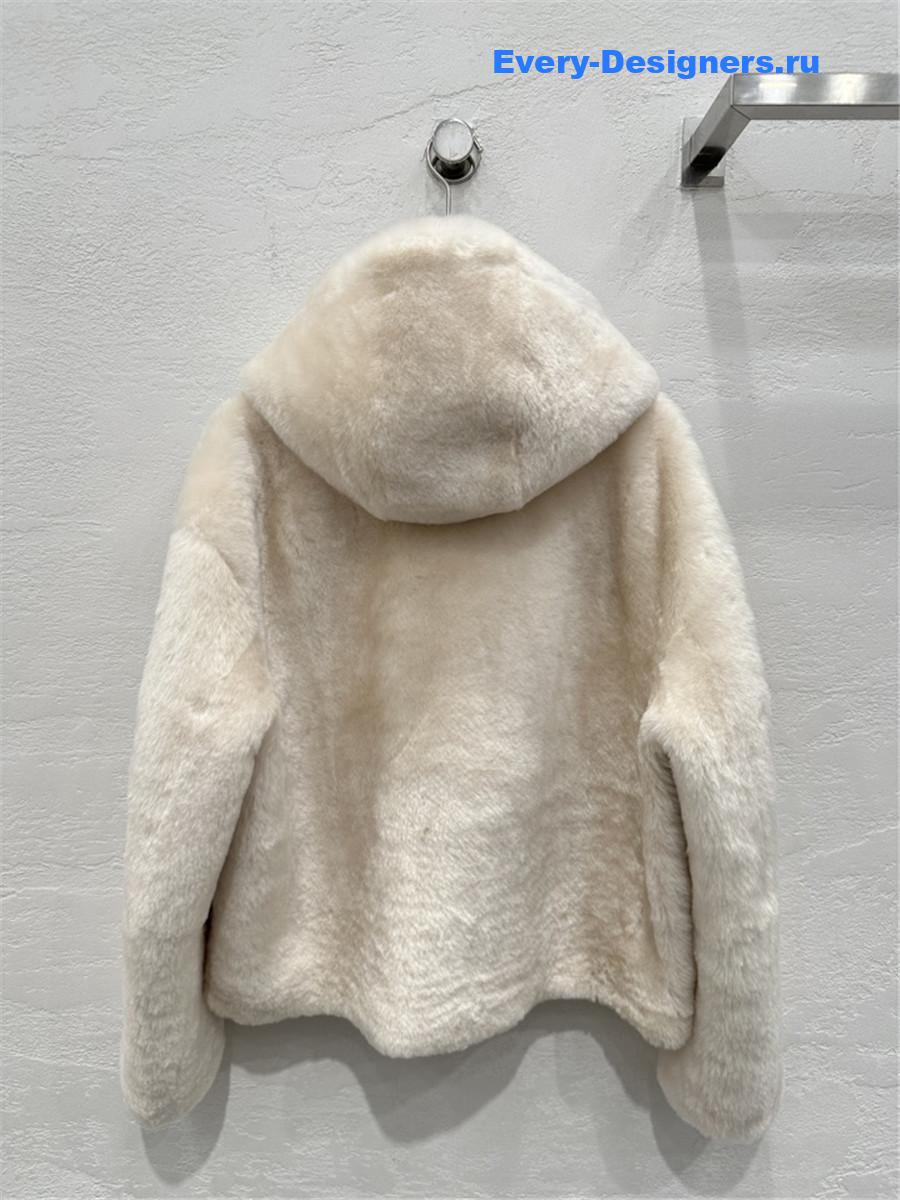 L0r0 P1ana short shearling coat