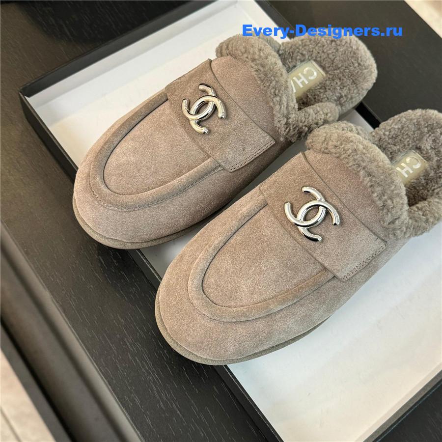 CC lambswool shoes