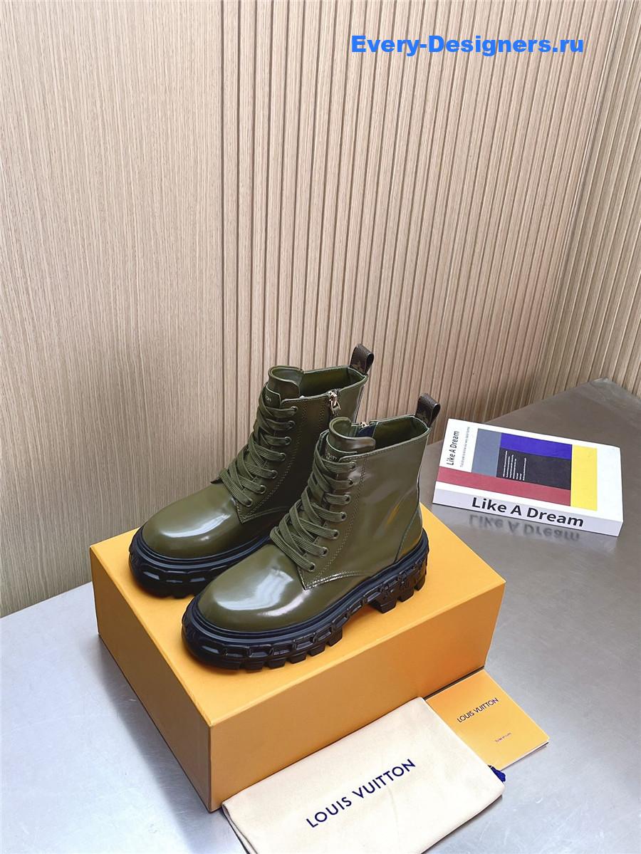 l0vis Vvtt0n patent leather platform ankle boots