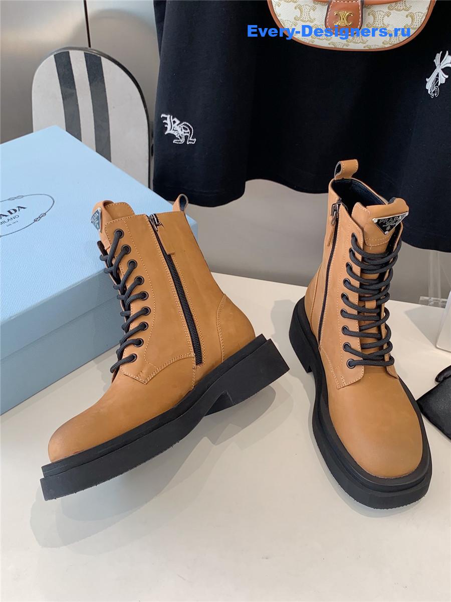 Pra*a triangle logo brown high top boots