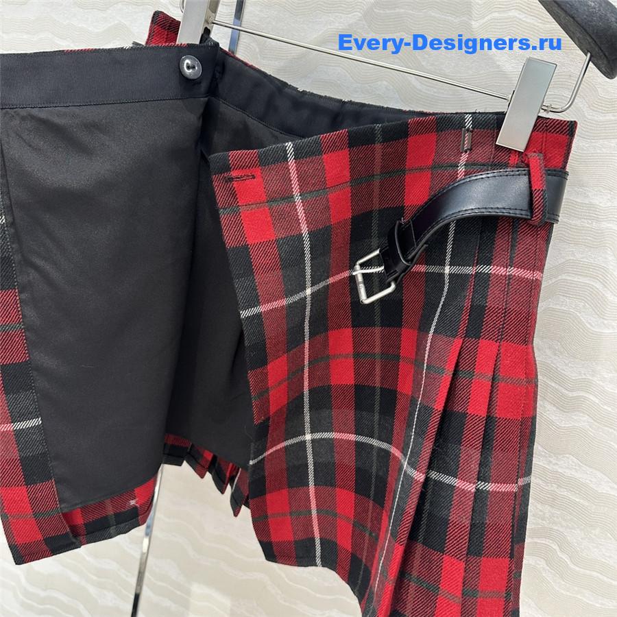 D10r belted pleated skirt