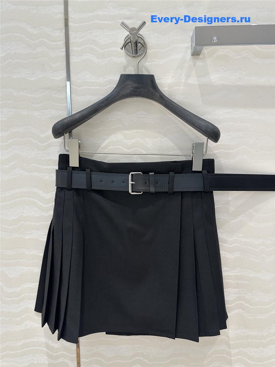 D10r belted pleated skirt