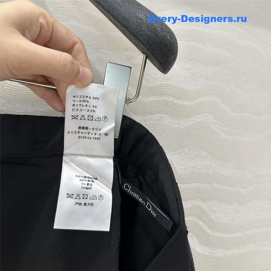 D10r belted pleated skirt