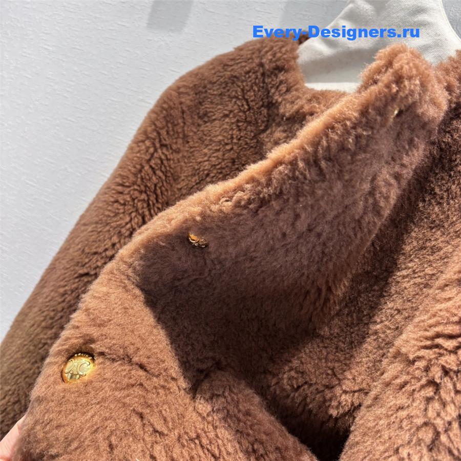 Ce1i*e curly crew neck coat