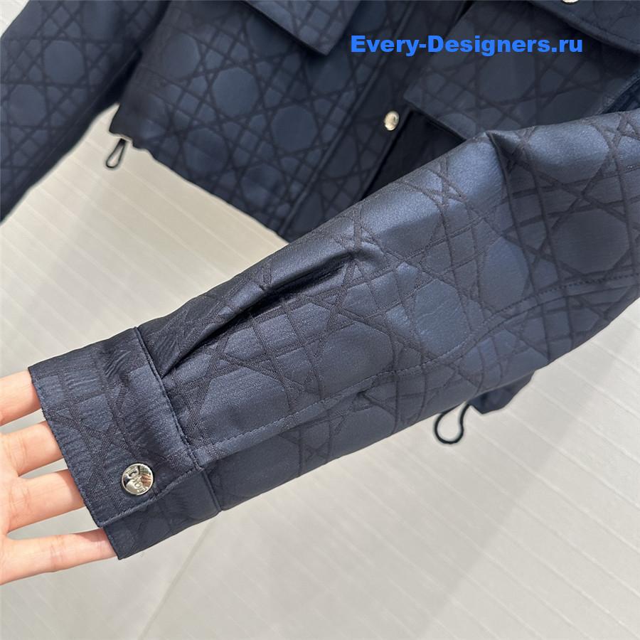 D10r cropped puffer jacket