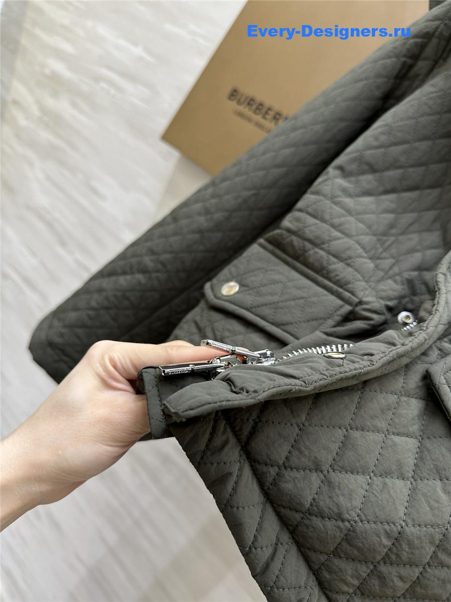 bv*b*rry D1am0nd quilted hooded jacket