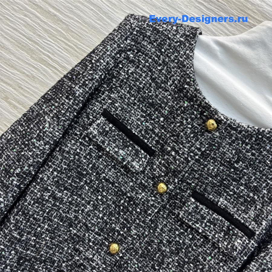 Ce1i*e crew neck cropped coat