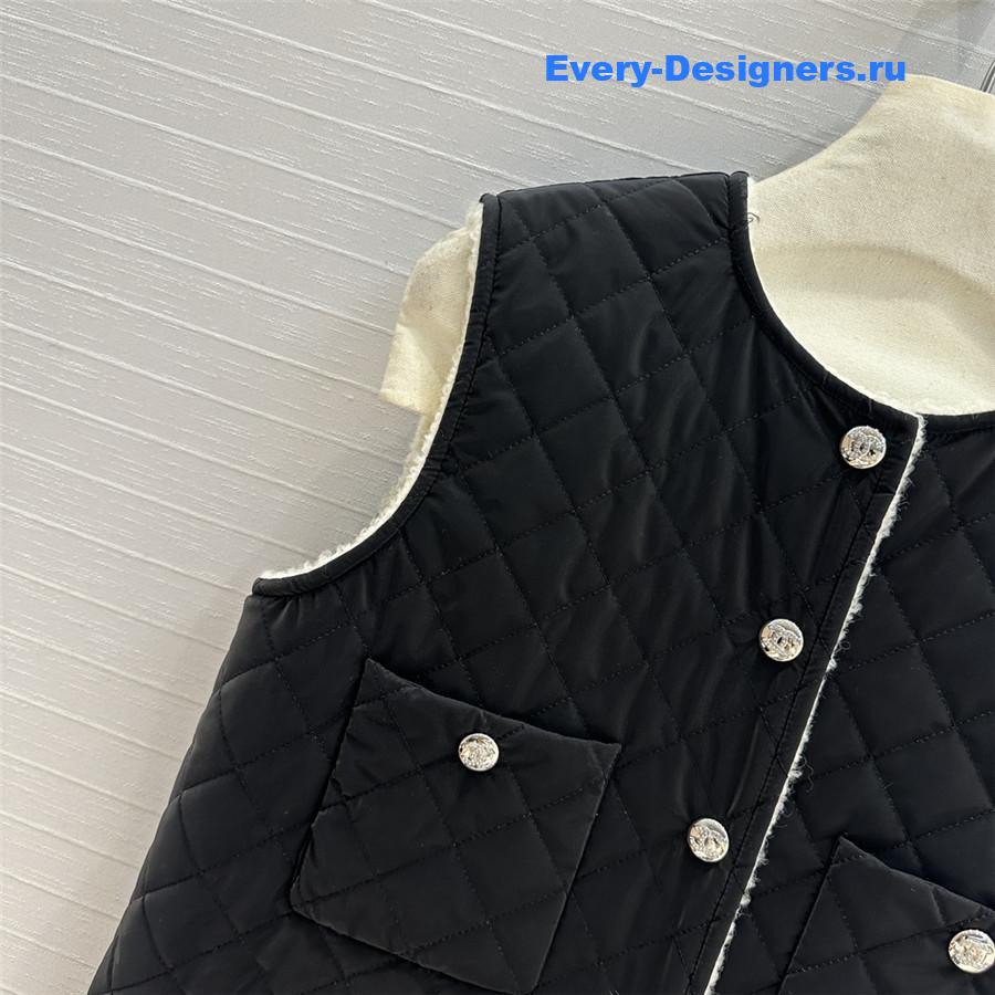 Ch**el padded mid-length vest