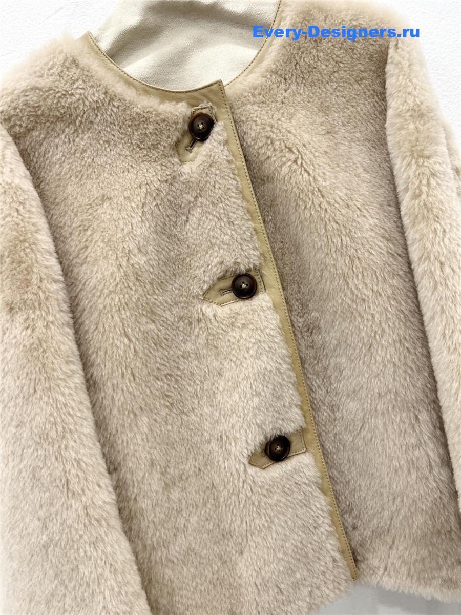 Vanitoo shearling coat
