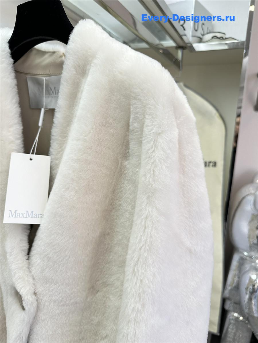 Vanitoo Long Trench Fur Coat
