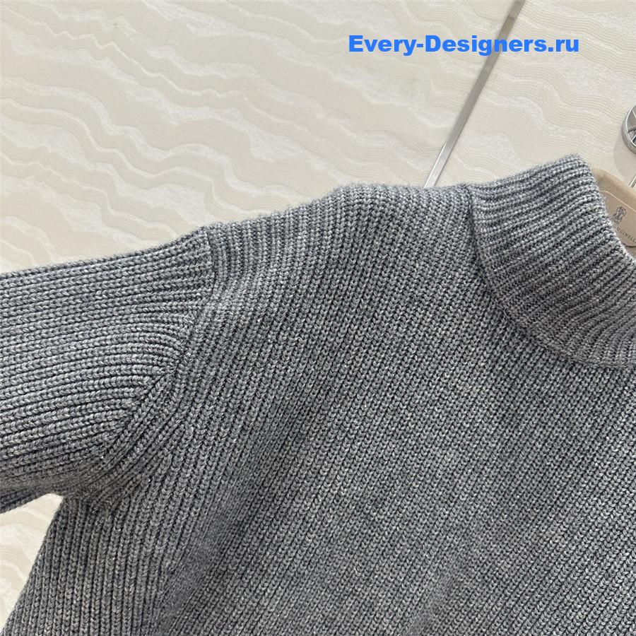 BC Turtleneck Cashmere Sweater Grey