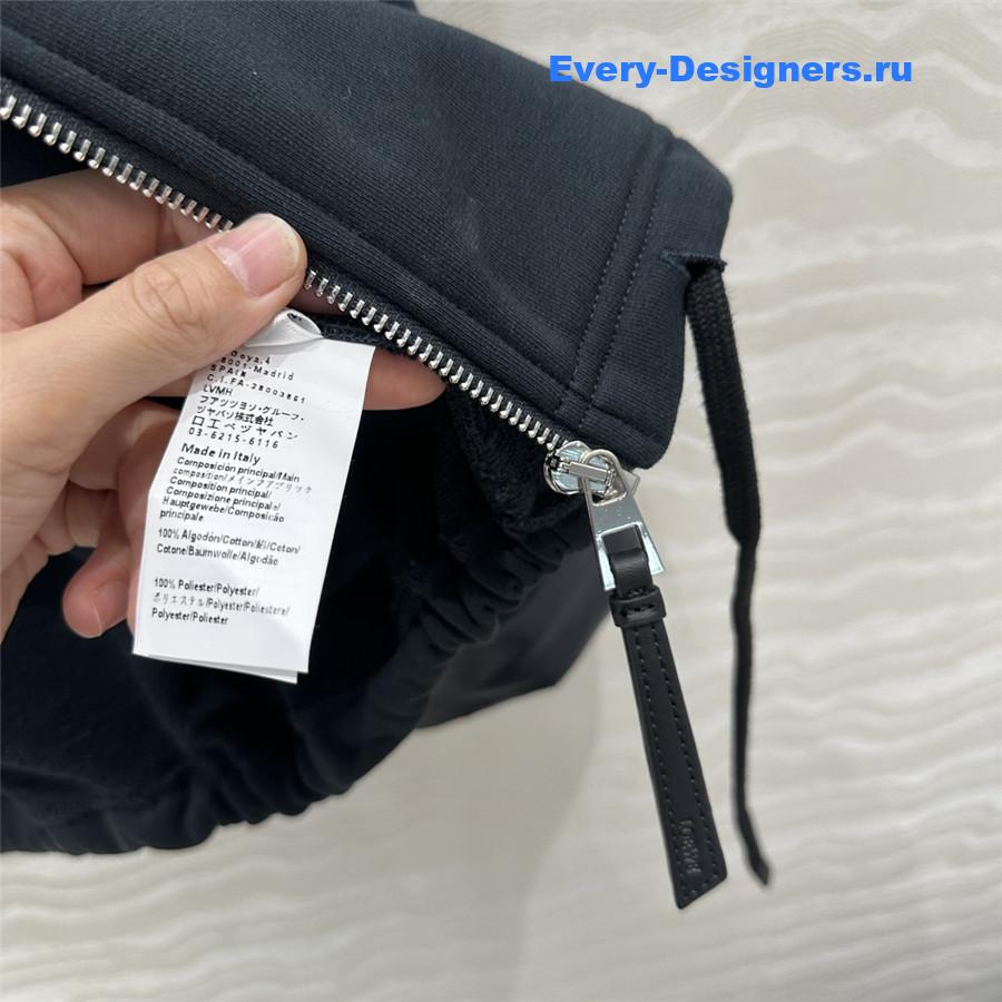 L0ew* hoodie jacket