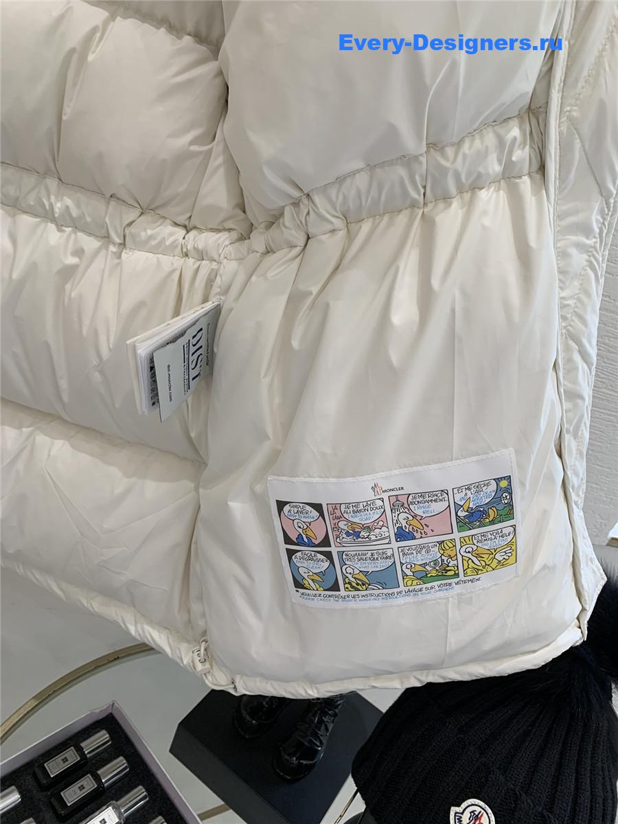 Moncler Women’s waist down jacket