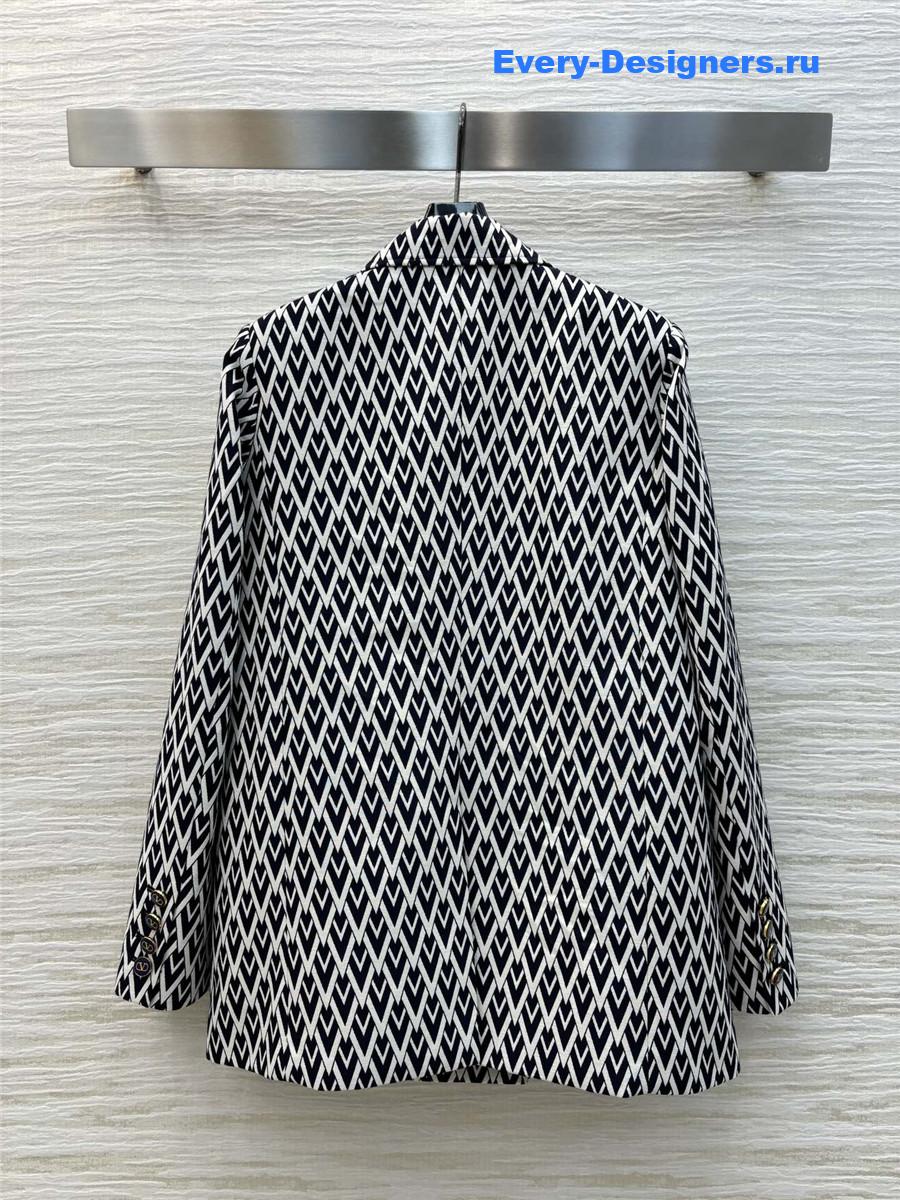 Va1e*ntin0 jacquard wool coat