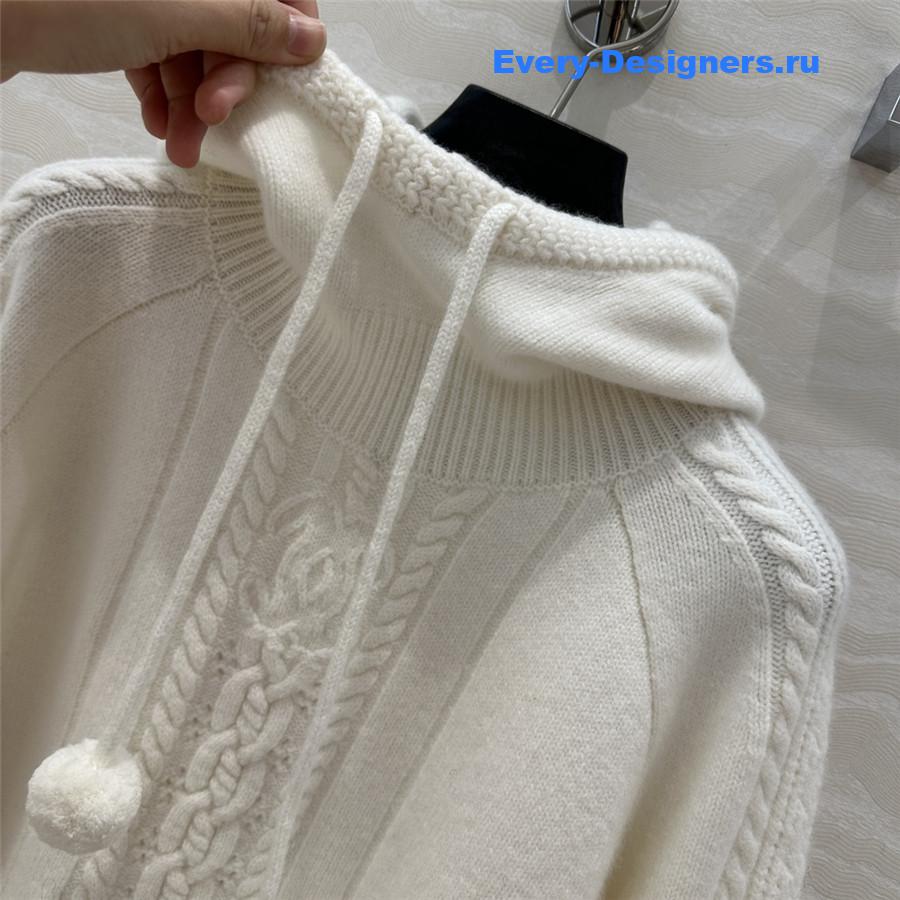 Ch**el white rib cashmere sweater with hood
