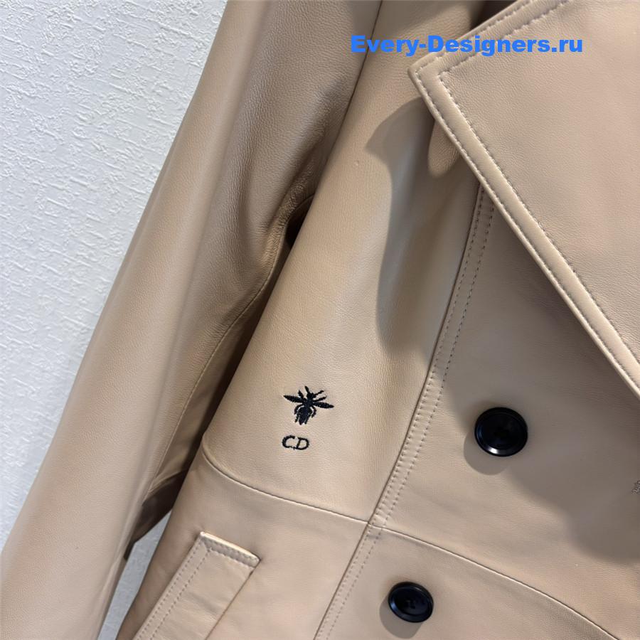D10r long leather trench coat