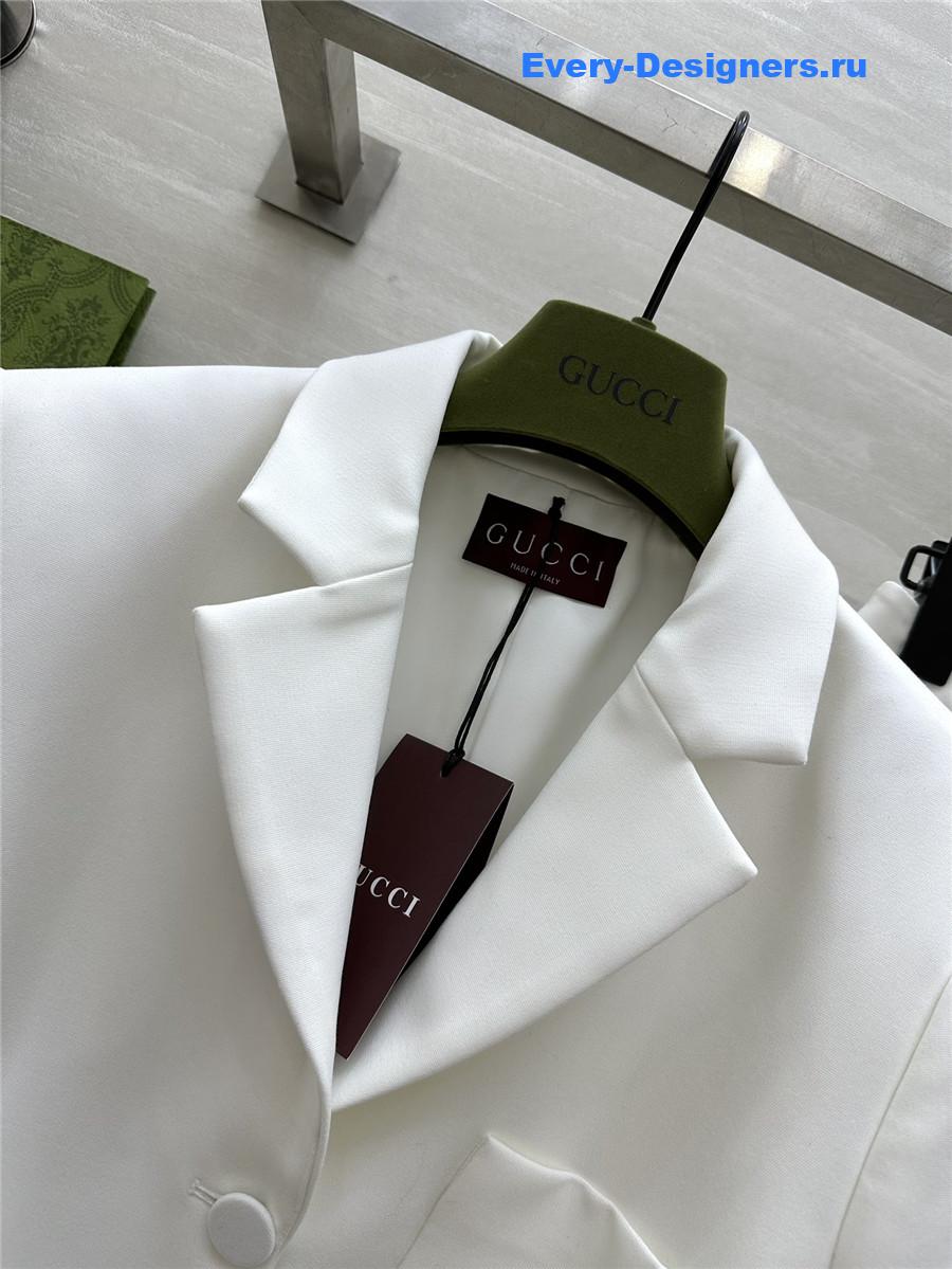 Gvc*1 stylish suit