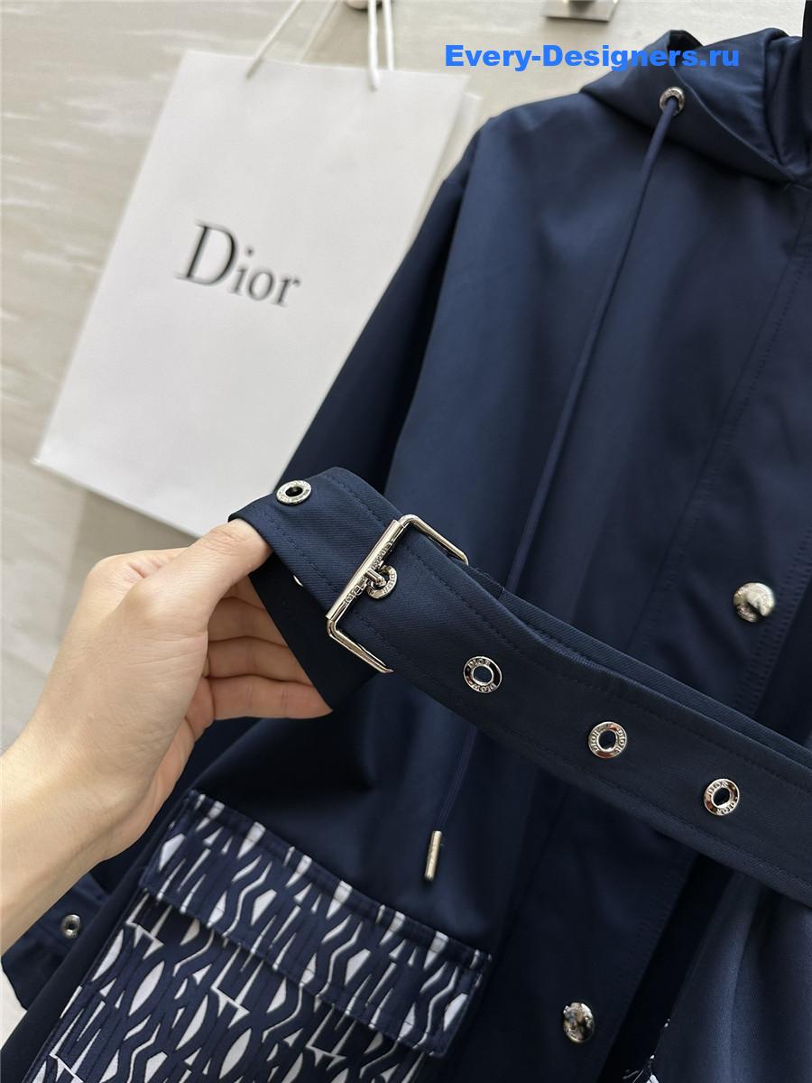 D10r hooded trench coat
