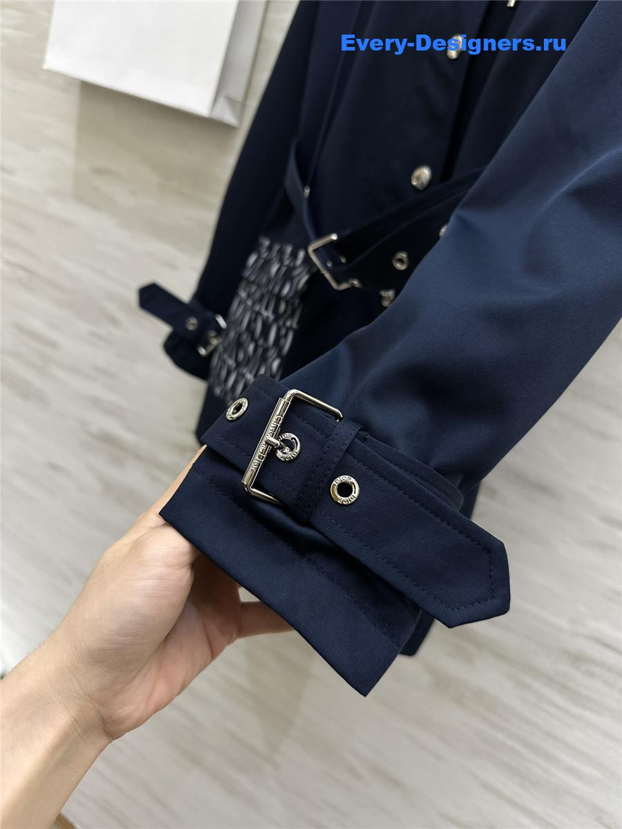 D10r hooded trench coat