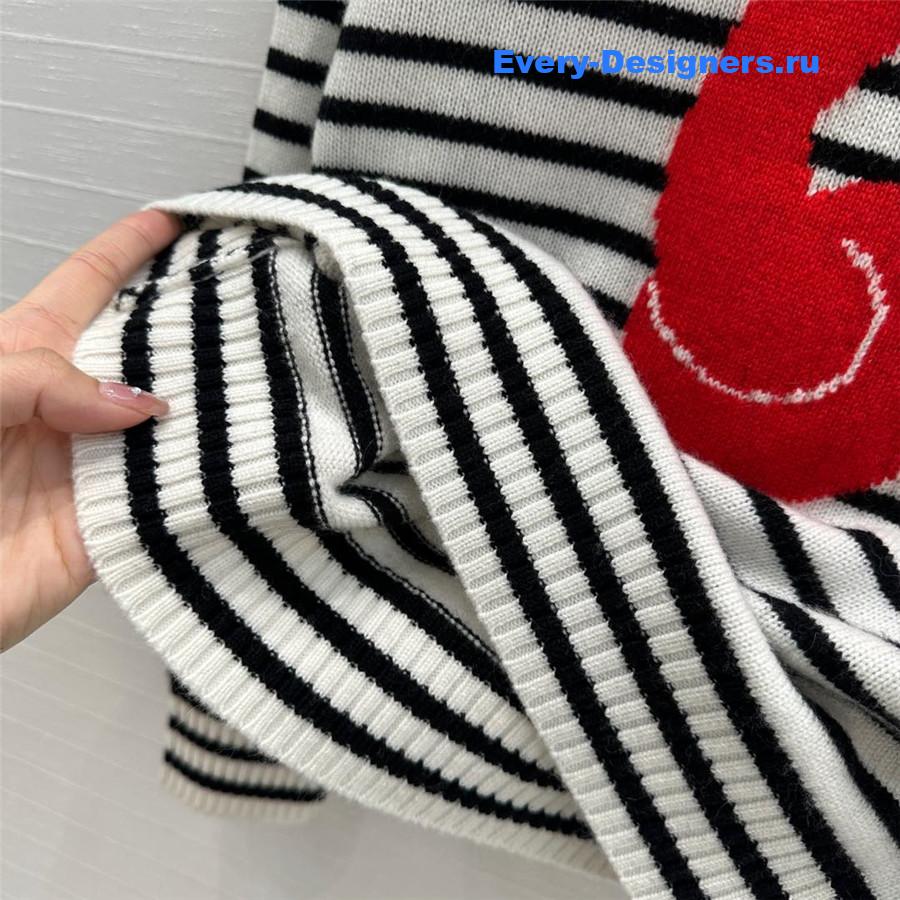 Vanitoo cashmere sweater